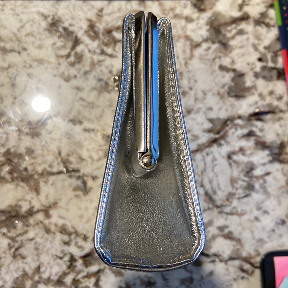 Vintage Silver Metallic Evening Bag Clutch Chain Strap 1960s Style Formal - Picture 9 of 11